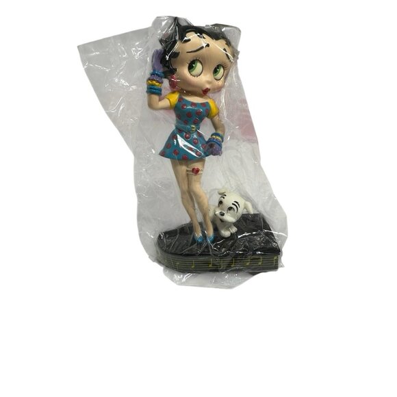 new BETTY BOOP collector figurine danbury mint BETTY SINGS THE BLUES - Picture 3 of 7